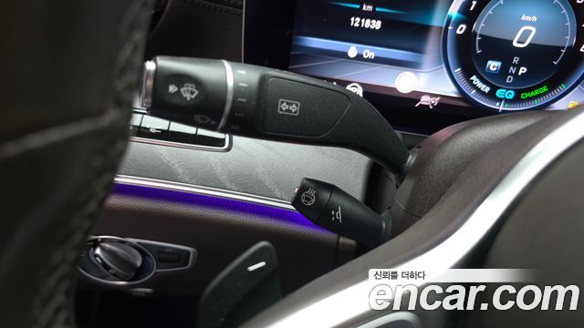 Mercedes-Benz CLS-Class 2020 — photo 29