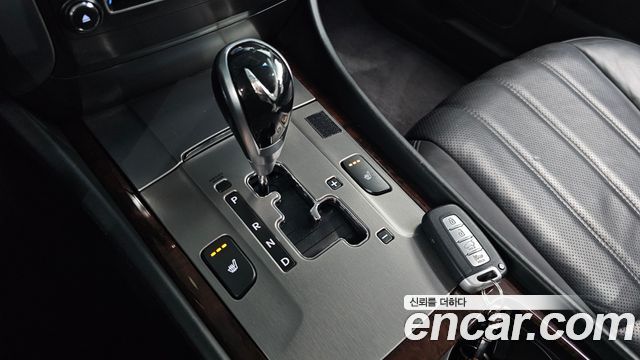 Hyundai Equus 2011 — photo 9