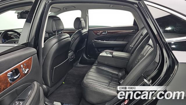 Hyundai Equus 2011 — photo 12