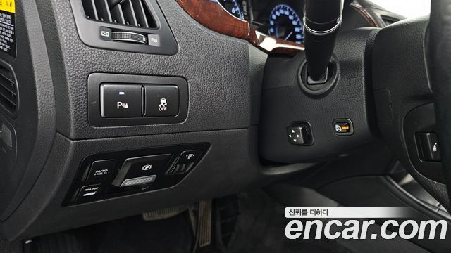 Hyundai Equus 2011 — photo 16