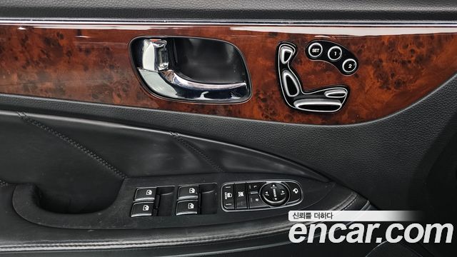 Hyundai Equus 2011 — photo 17