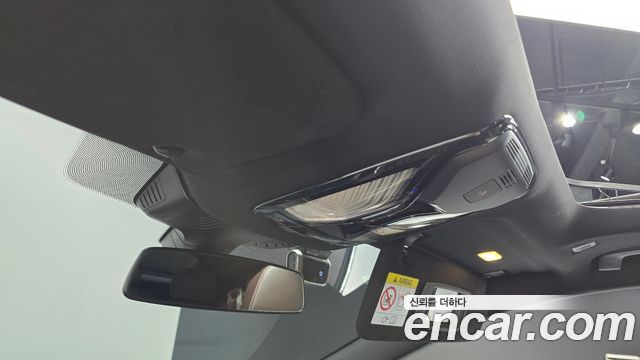 BMW Gran Turismo 2021 — photo 19