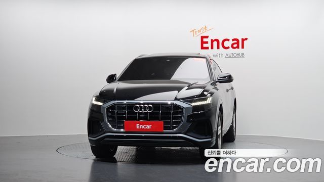 Audi Q8 2020 — photo 3