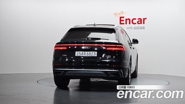 Audi Q8 2020 — photo 4