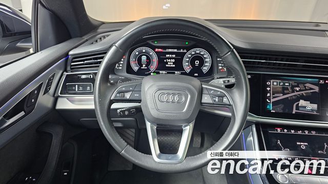 Audi Q8 2020 — photo 19