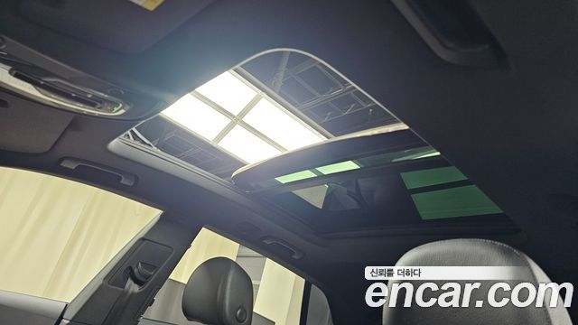 Audi Q8 2020 — photo 23