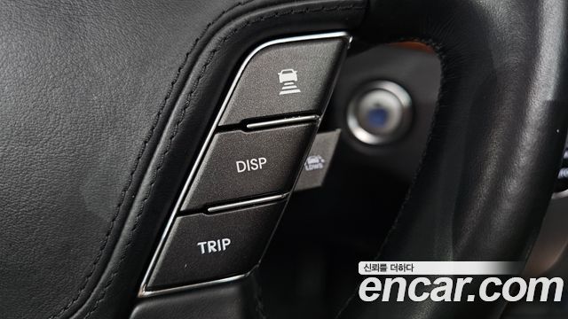 Hyundai Equus 2010 — photo 17