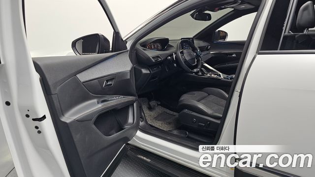 Peugeot 5008 2020 — photo 10