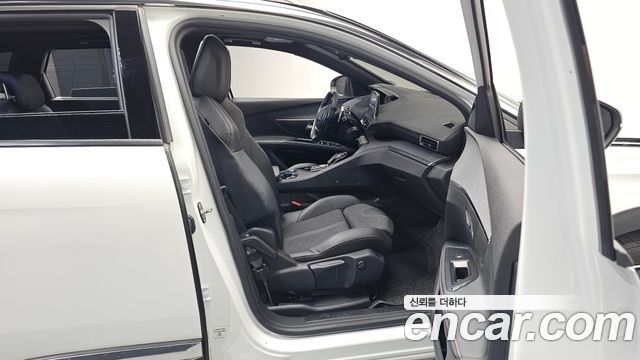 Peugeot 5008 2020 — photo 11