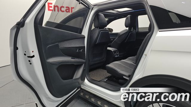Peugeot 5008 2020 — photo 12