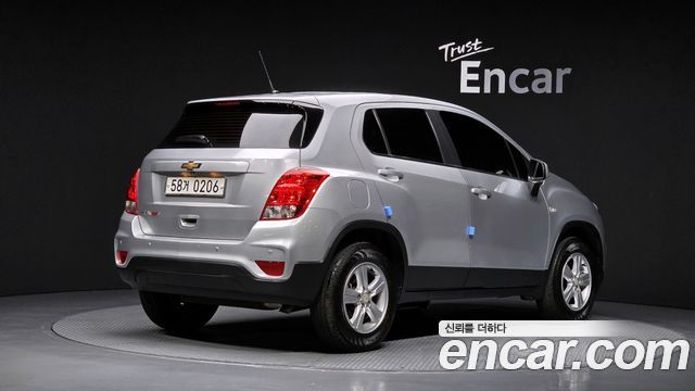 Chevrolet Korea Trax 2017 — photo 2