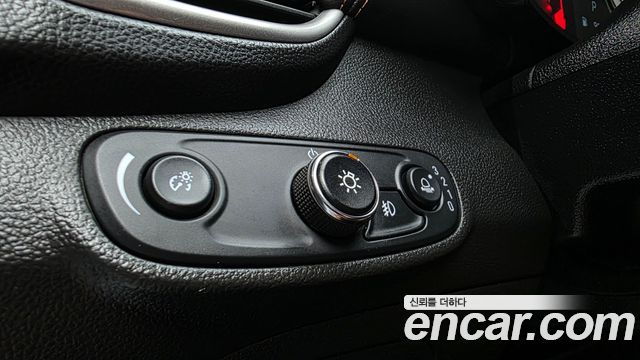 Chevrolet Korea Trax 2017 — photo 17