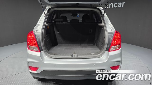 Chevrolet Korea Trax 2017 — photo 20