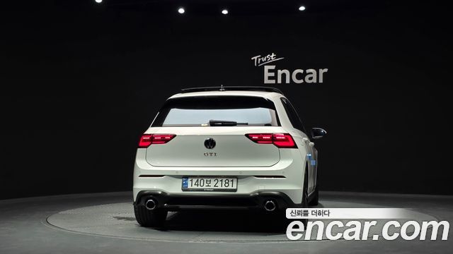 Volkswagen Golf 2024 — photo 4