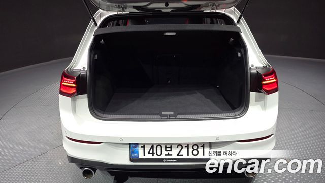 Volkswagen Golf 2024 — photo 26