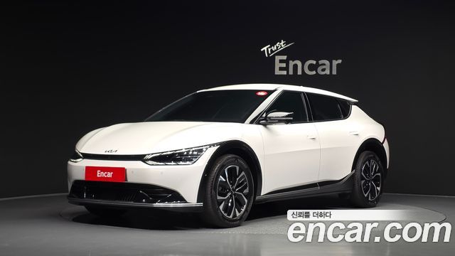 Kia EV6 2023 — photo 1