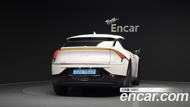 Kia EV6 2023 — photo 4