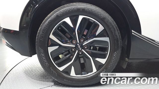 Kia EV6 2023 — photo 5