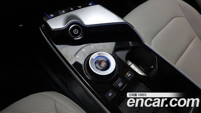 Kia EV6 2023 — photo 12