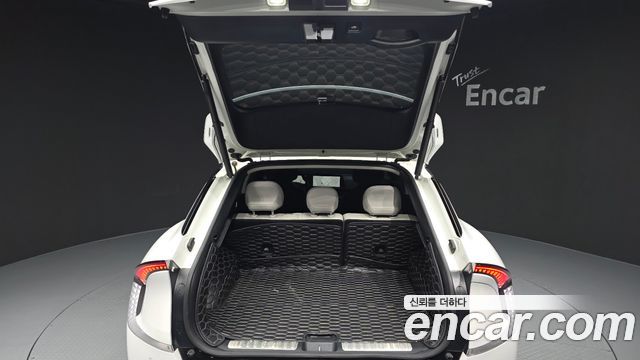 Kia EV6 2023 — photo 26