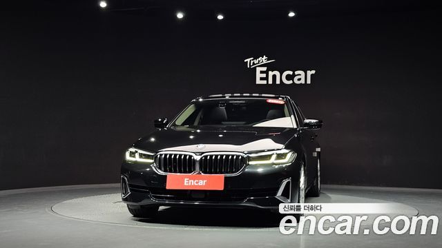 BMW 5-Series 2021 — photo 3