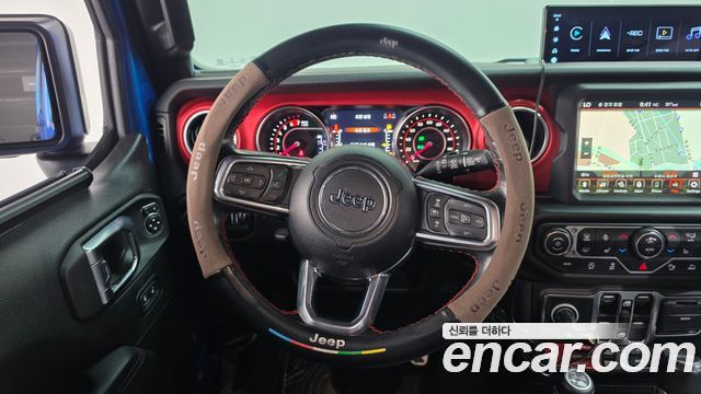 Jeep Wrangler 2021 — photo 19