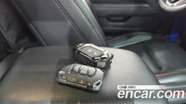Jeep Wrangler 2021 — photo 21