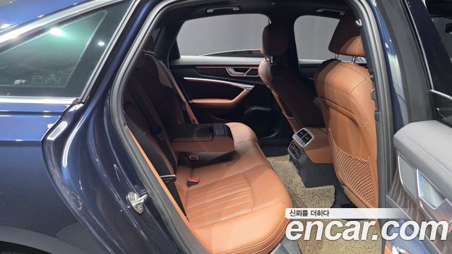 Audi A6 2020 — photo 18