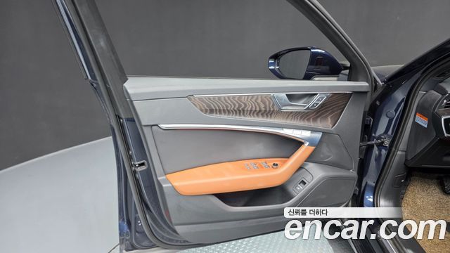 Audi A6 2020 — photo 14
