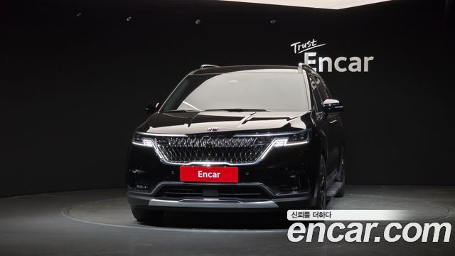 Kia Canival 2021 — photo 3