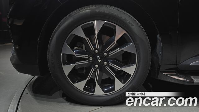 Kia Canival 2021 — photo 5