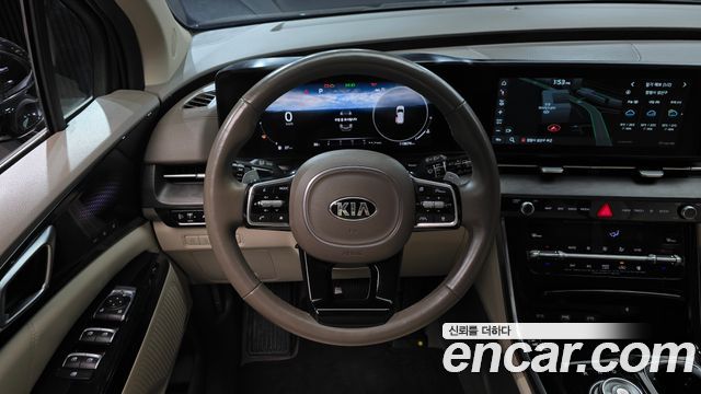 Kia Canival 2021 — photo 13