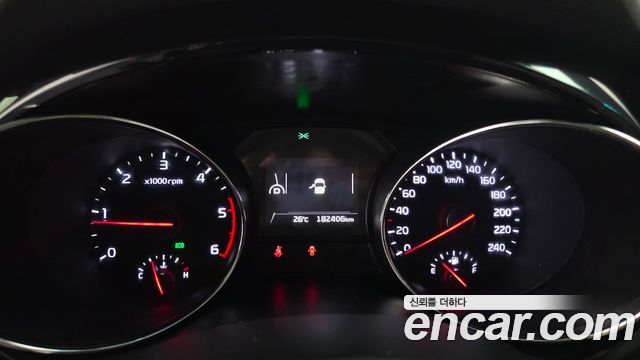 Kia Canival 2016 — photo 8