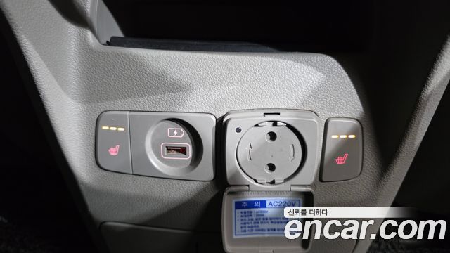 Kia Canival 2016 — photo 17