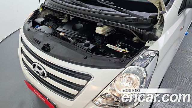 Hyundai Starex 2016 — photo 6