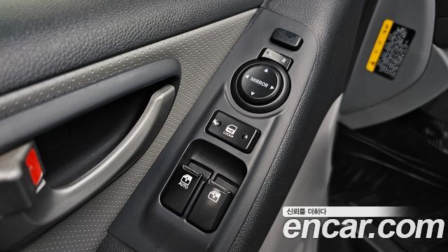 Hyundai Starex 2016 — photo 13