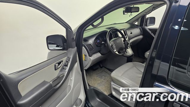 Hyundai Starex 2020 — photo 17