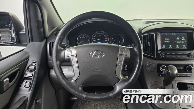 Hyundai Starex 2020 — photo 19