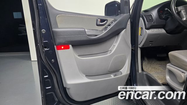 Hyundai Starex 2020 — photo 14