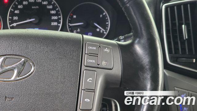 Hyundai Starex 2020 — photo 27