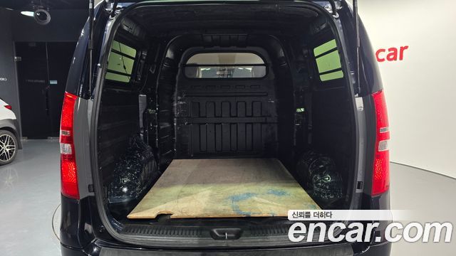 Hyundai Starex 2020 — photo 28