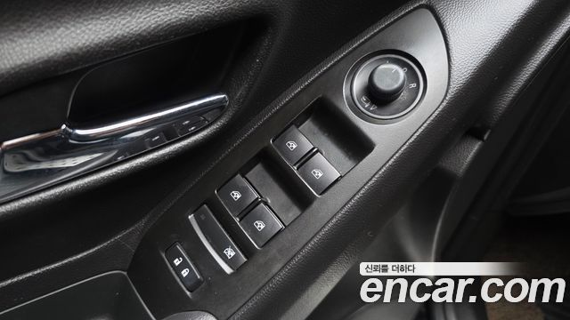 Chevrolet Korea Trax 2019 — photo 28