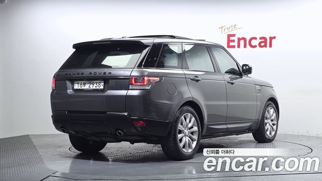 Land Rover Range Rover Sport 2015 — photo 2