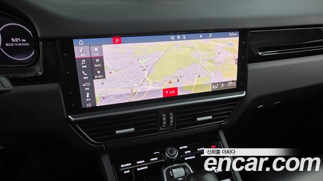 Porsche Cayenne 2021 — photo 19