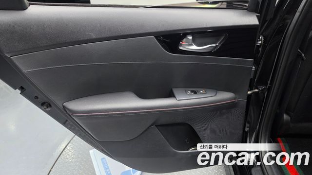 Kia K3 2019 — photo 15