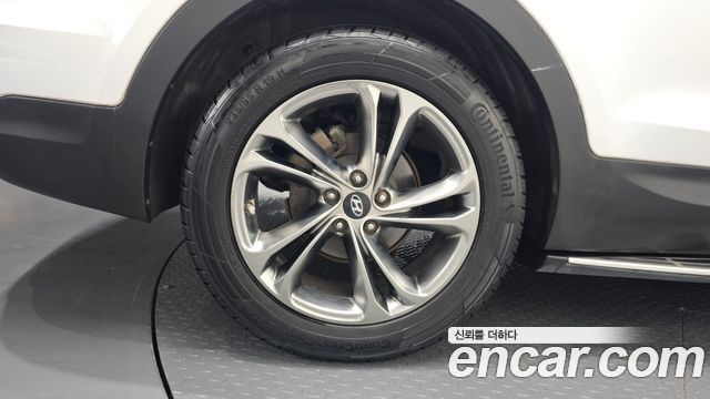 Hyundai Santafe 2016 — photo 5