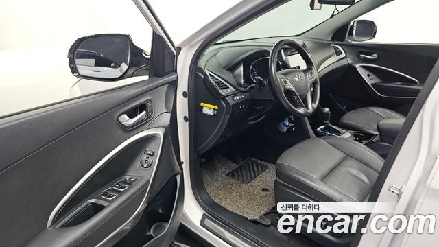 Hyundai Santafe 2016 — photo 13