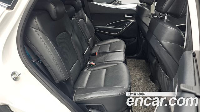 Hyundai Santafe 2016 — photo 17