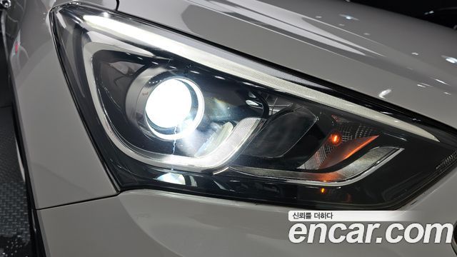 Hyundai Santafe 2016 — photo 8