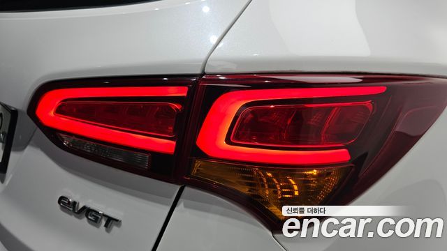 Hyundai Santafe 2016 — photo 9